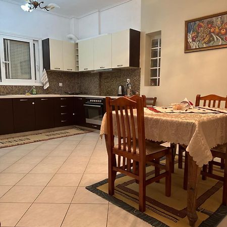 Apartamento Kiato Downtown Exterior foto